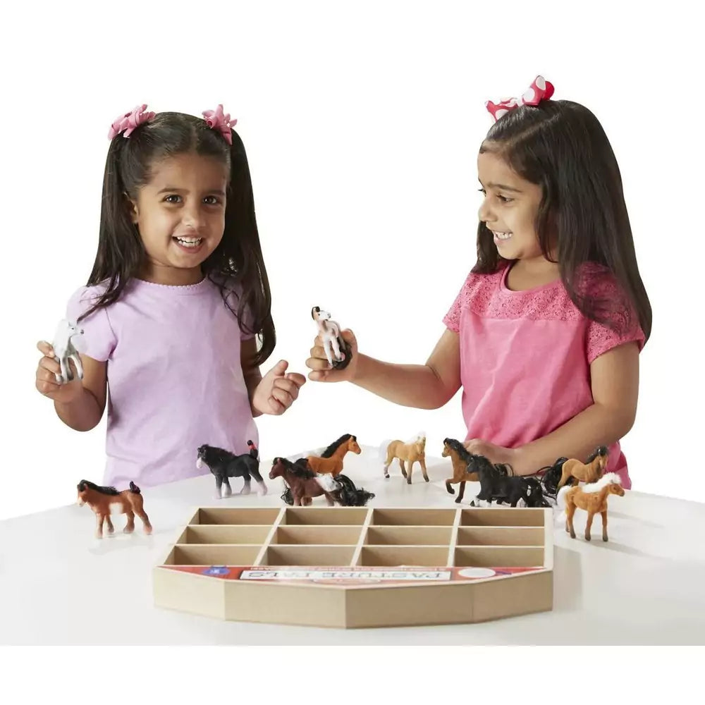 Figurine cai, 12 buc, Melissa & Doug