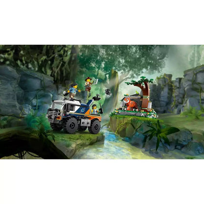 LEGO City Camionul off-road al unui explorator al junglei 60426