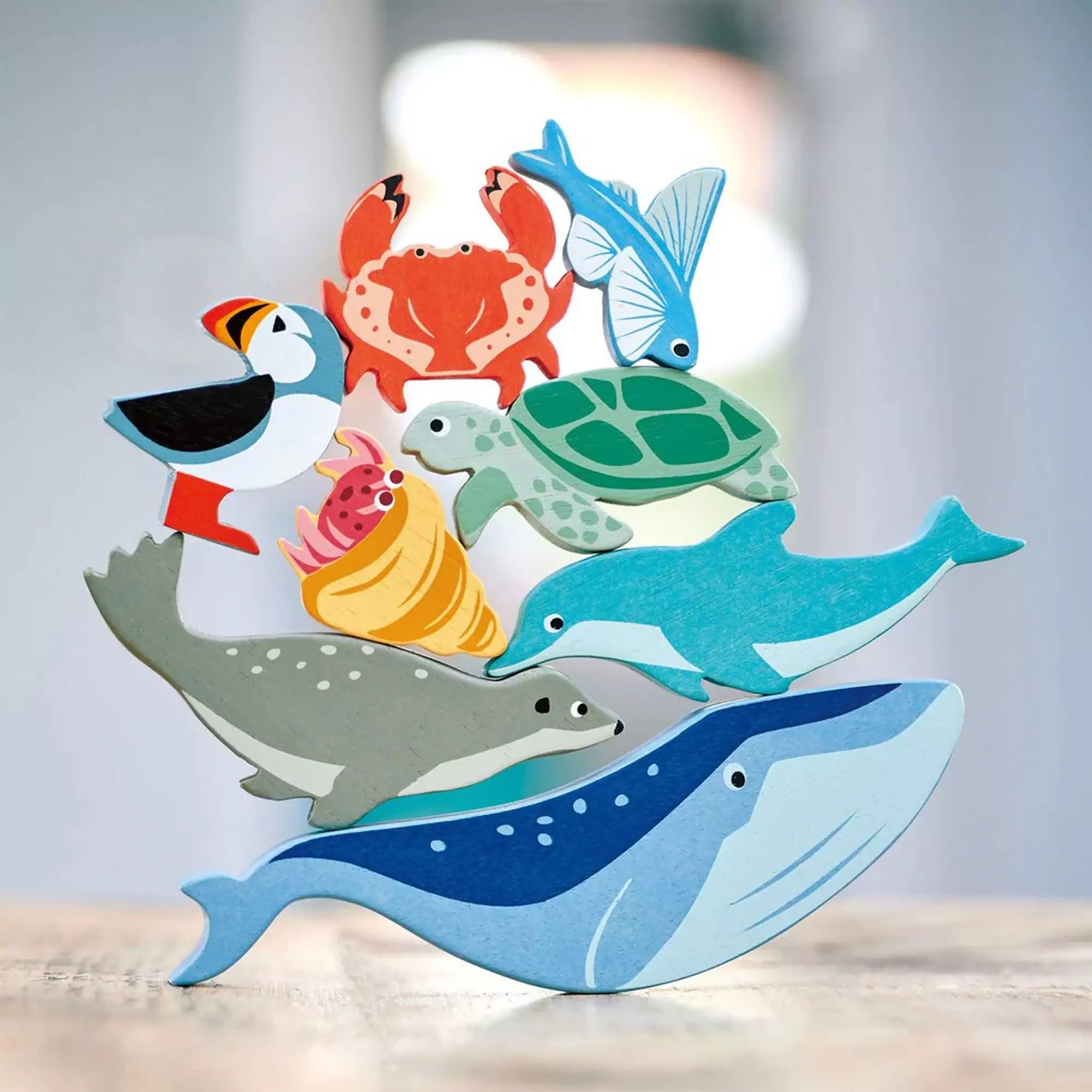  Sirály, prémium minőségű fából, Tender Leaf Toys mellett kapható különböző színes tengeri élőlényekből álló fa figura készlet, amely kreatív építésre ösztönöz.