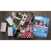 Unlock! Escape Adventures társasjáték tartalma: a doboz, szabályfüzet és több pakli kártya, amelyek az izgalmas szabadulószoba-kalandokat rejtik.