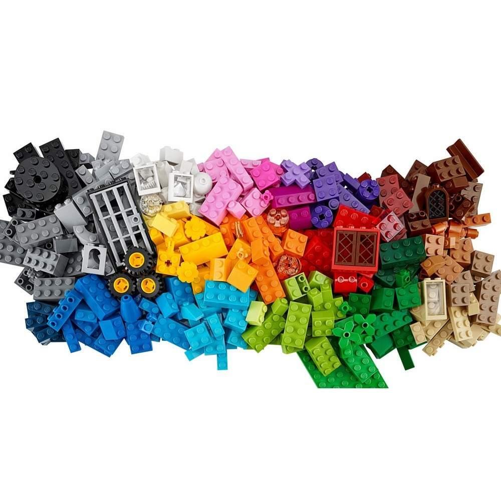 LEGO Classics Large Box 10698 - Jocozaur.ro - Omul potrivit la jocul potrivit