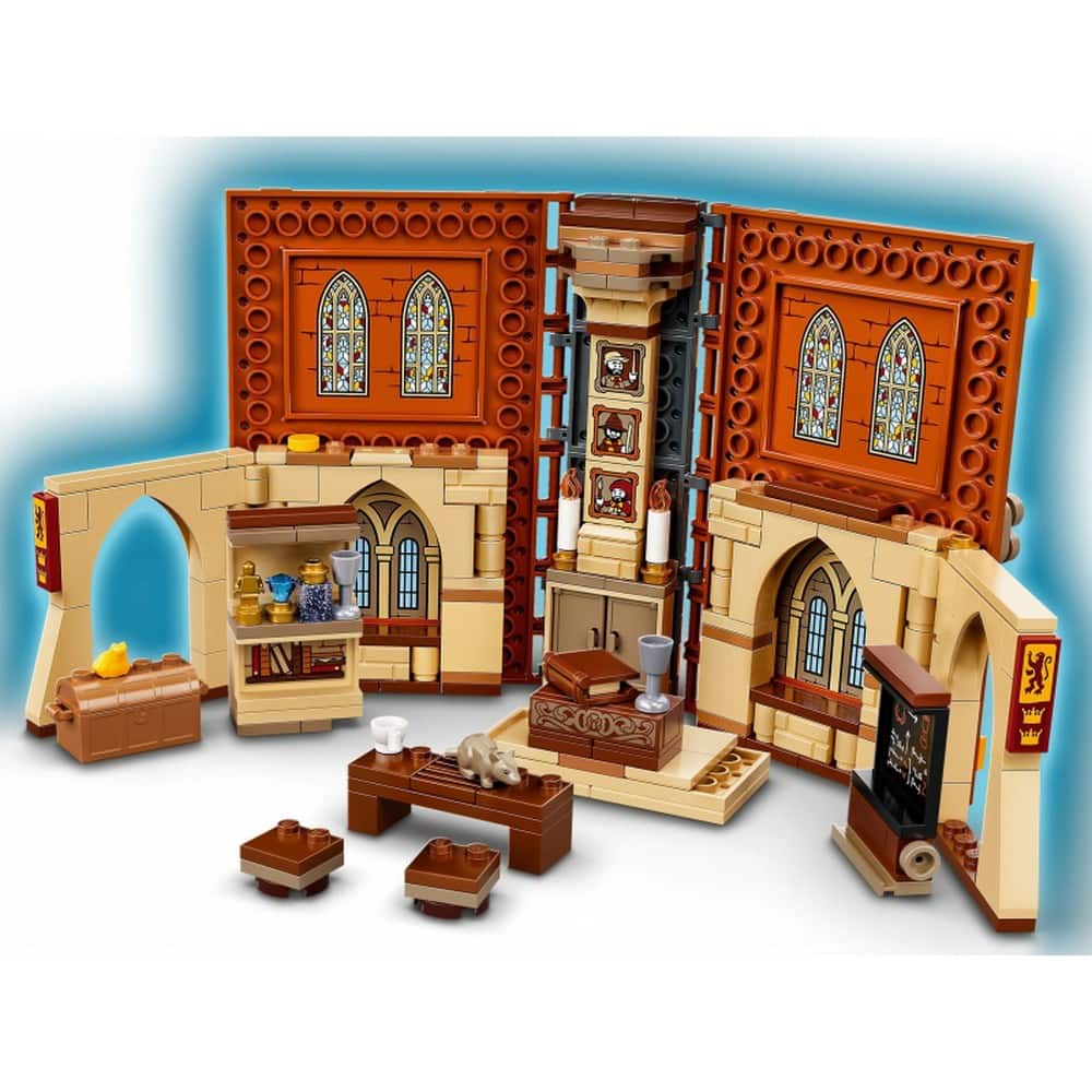 LEGO Harry Potter -  Ora de Transfigurari 76382, 241 piese