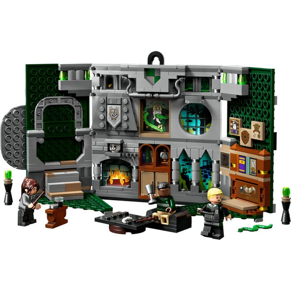 LEGO Harry Potter Bannerul Casei Slytherin™ 76410