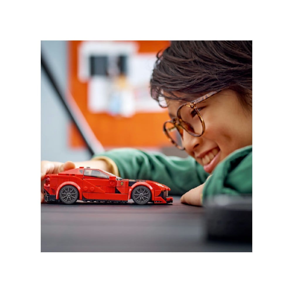 LEGO Speed Champions -  Ferrari 812 Competizione 76914, 261 piese