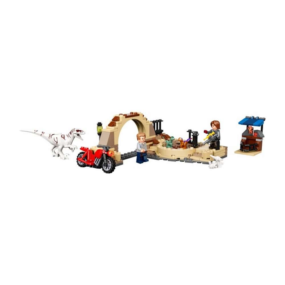 LEGO Jurassic World -  Urmarirea lui Atrociraptor 76945, 169 piese