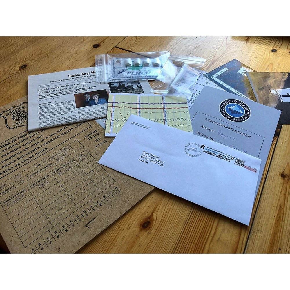 Detective Stories. Case 2 - Antarctic Fatale joc de societate în limba engleză