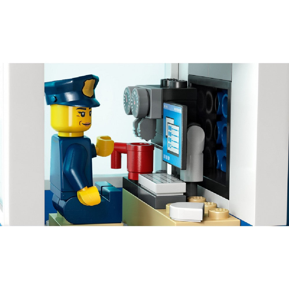 LEGO City Academia de politie 60372, 823 piese