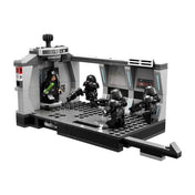 LEGO Star Wars -  Atacul Dark Trooper 75324, 166 piese