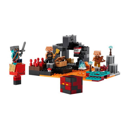 LEGO Minecraft Bastionul din Nether 21185