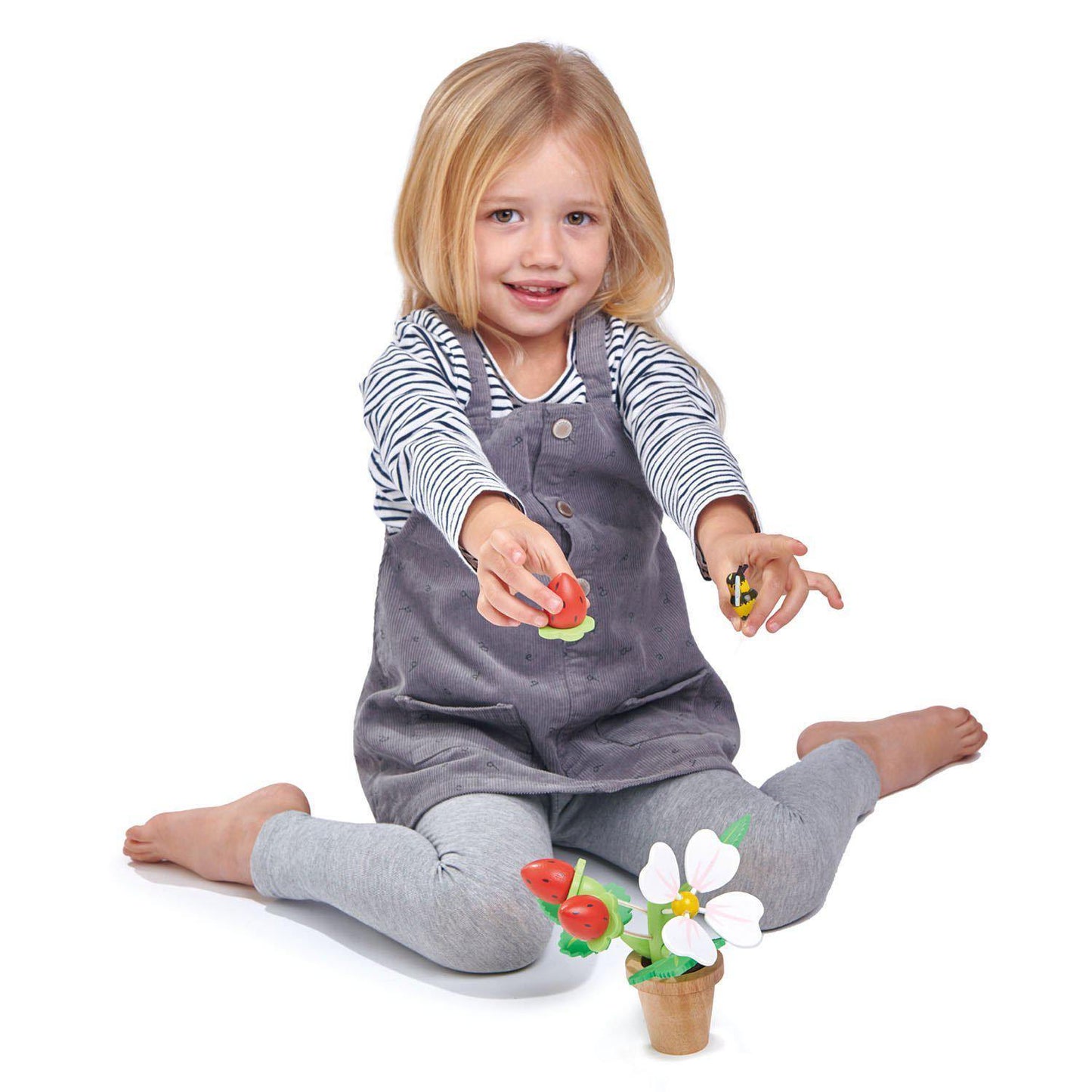 Căpșuni în ghiveci, din lemn premium - Strawberry Flower Pot - 13 piese - Tender Leaf Toys-Tender Leaf Toys-4-Jocozaur