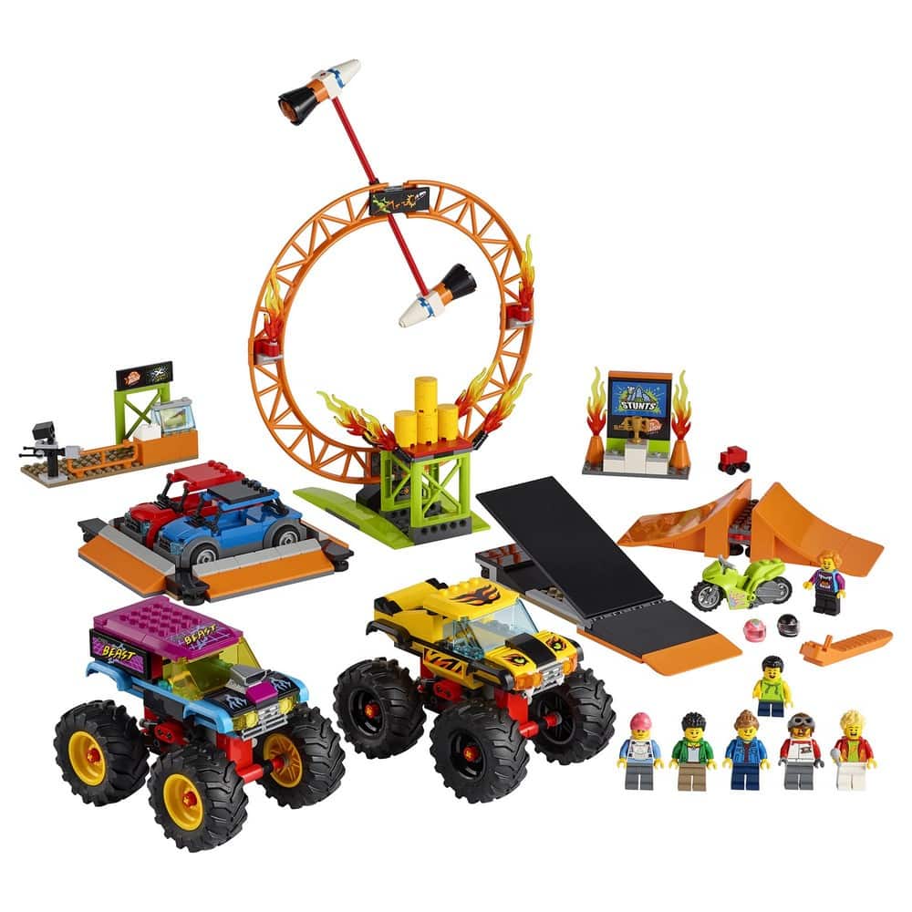 LEGO City -  Arena de cascadorii 60295, 668 piese