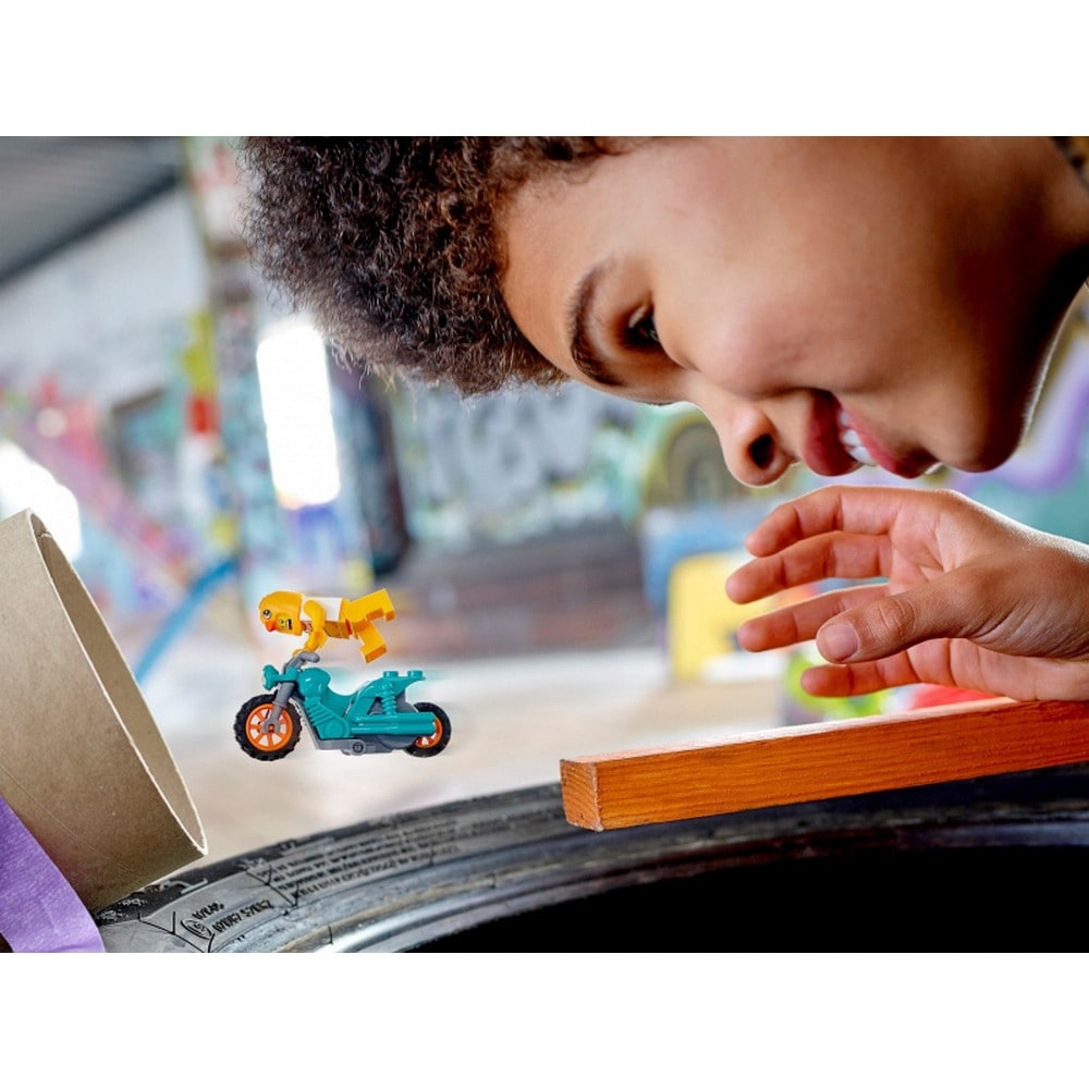 LEGO City -  Motocicleta de cascadorii Gaina 60310, 10 piese