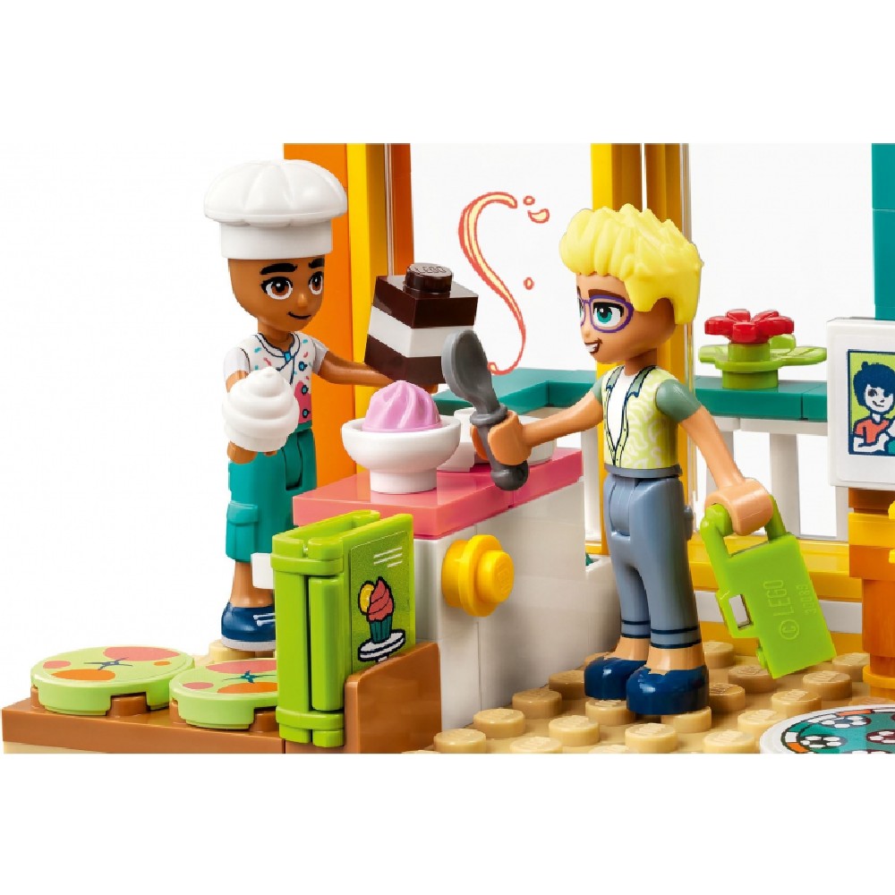 LEGO Friends -  Camera lui Leo 41754, 203 piese